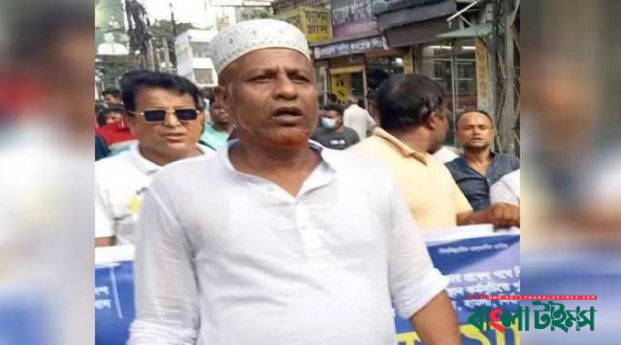 প্রকাশ্যে বিএনপি নেতাকে কুপিয়ে হত্যা