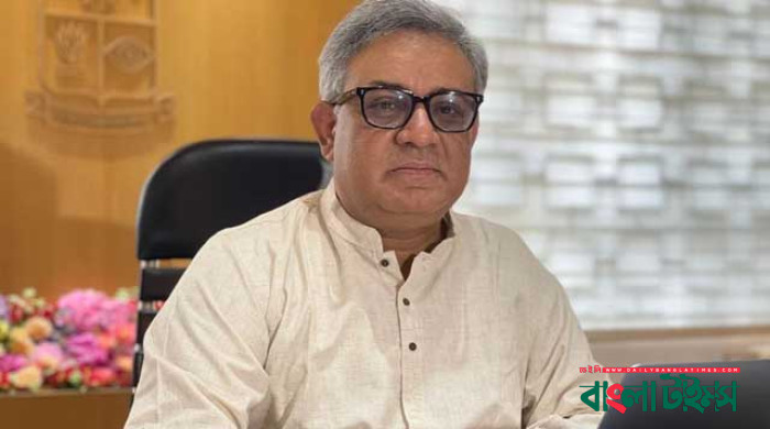 ঢাকা বিশ্ববিদ্যালয়ের নতুন উপাচার্য অধ্যাপক মাকসুদ কামাল