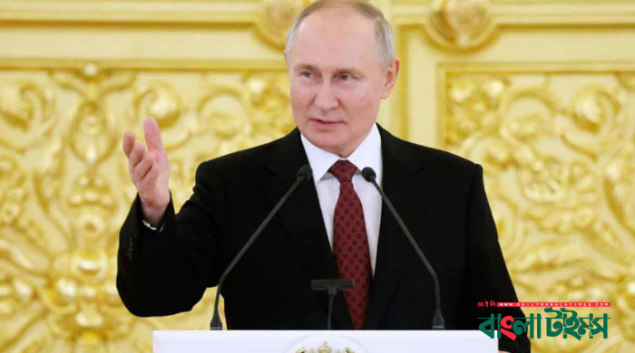 টানা ৫ম বারের মতো প্রেসিডেন্টের শপথ নিলেন পুতিন