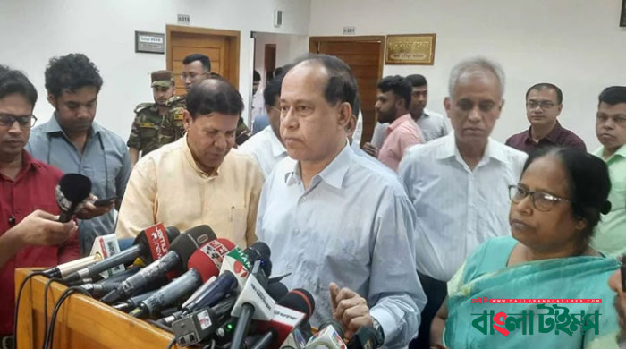 ভোটাররা ধান কাটতে থাকায় কেন্দ্রে আসেননি: সিইসি