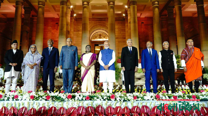 মোদির সঙ্গে প্রধানমন্ত্রীর বৈঠক, বাংলাদেশ সফরের আমন্ত্রণ