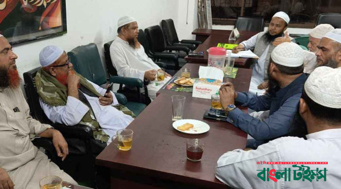 পাটের মতো চামড়া শিল্পও ধ্বংস করেছে সরকার’