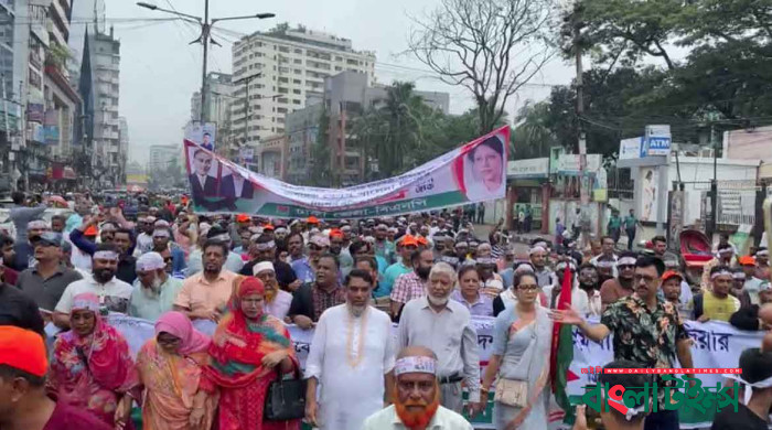 নয়াপল্টনে জড়ো হচ্ছেন বিএনপি নেতাকর্মীরা