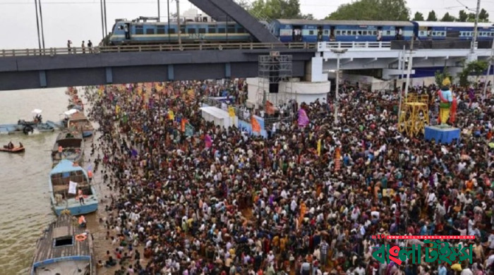 ভারতে পদদলিত হয়ে নিহত ১০৭