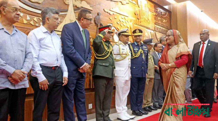 চীনের উদ্দেশে ঢাকা ছেড়েছেন প্রধানমন্ত্রী