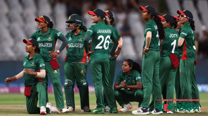 Sri Lanka go top of group after beating Bangladesh