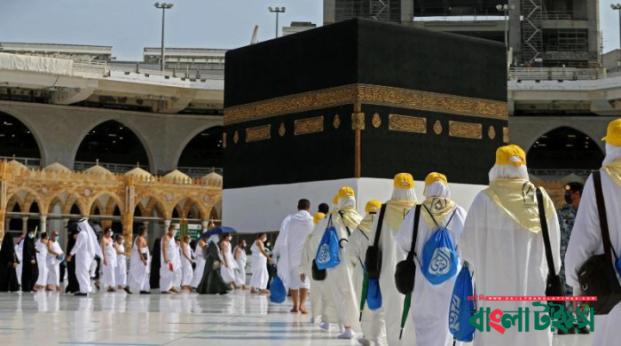 হজযাত্রী নিবন্ধনের সময় বাড়ল ১৮ জানুয়ারি পর্যন্ত
