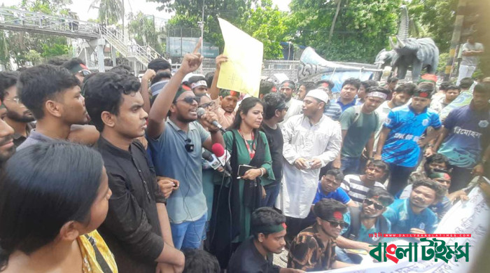 রায় প্রত্যাখ্যান করে আন্দোলন চালিয়ে যাওয়ার ঘোষণা