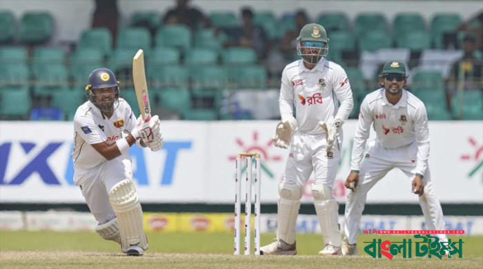 নির্বিষ বোলিংয়ে হতাশার দিন বাংলাদেশের