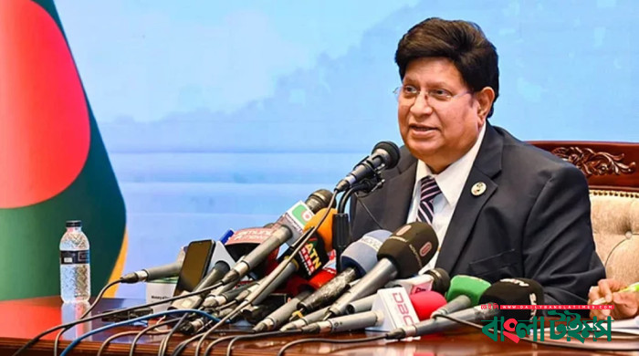 যুক্তরাষ্ট্র নিষেধাজ্ঞা দিয়ে কোথায় গণতন্ত্র এনেছে: পররাষ্ট্রমন্ত্রী