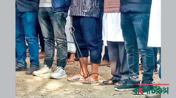 Use bar-fetters only on notorious criminals: HC