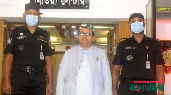 নির্বাচন ঘিরে প্রতারণার টার্গেট