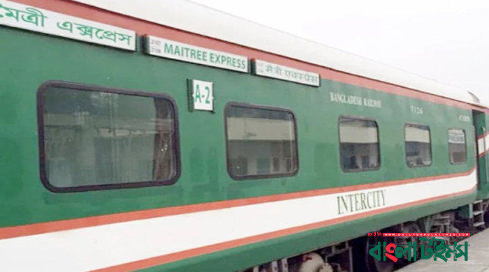 ঈশ্বরদীতে মৈত্রী এক্সপ্রেসে হামলা, জানালা ভাঙচুর