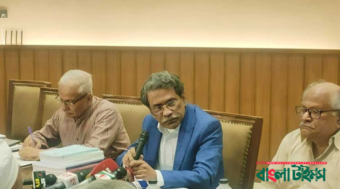 রাষ্ট্রের স্বার্থে রাজনৈতিক দলগুলোকে মতৈক্যে পৌঁছানোর আহ্বান আলী রীয়াজের