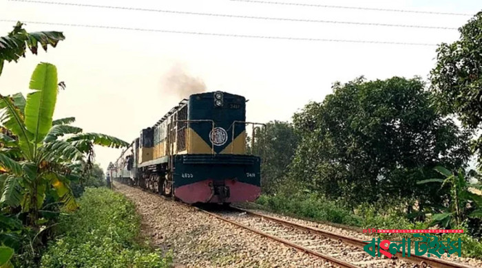 নাশকতা এড়াতে চলবে না ৬ ট্রেন