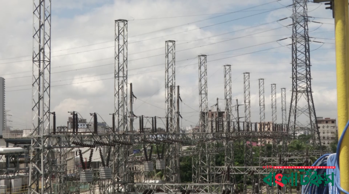 বিদ্যুৎ খাতে গ্রাহকের ওপর চাপানো হচ্ছে অযৌক্তিক ব্যয়ের বোঝা!