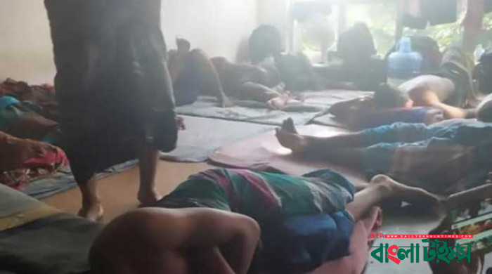 মালয়েশিয়ায় শতাধিক বাংলাদেশি শ্রমিকের দুর্দশা