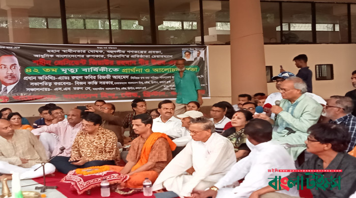 শেখ হাসিনার উন্নতি সন্ধ্যা বেলায় মোমবাতি: রিজভী