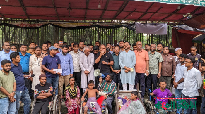 ঢাকায় আহত পথশিশুদের চিকিৎসার দায়িত্ব নিলেন তারেক রহমান