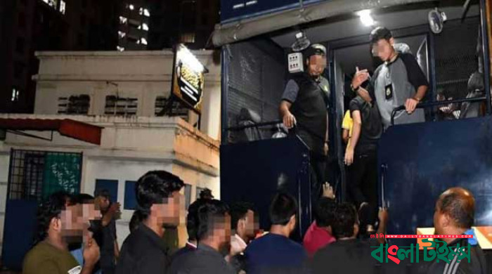 মালয়েশিয়ায় ২৫২ বাংলাদেশি আটক