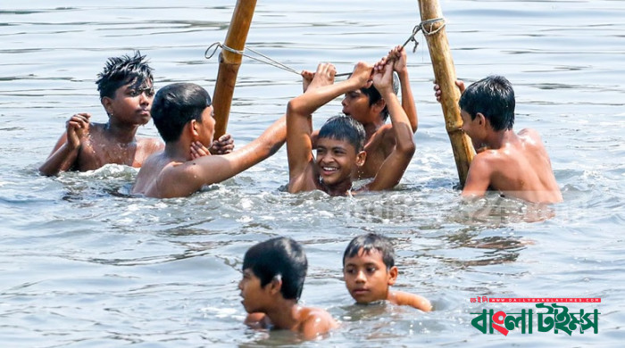 Season’s highest temperature recorded in Chuadanga at 42.7°C