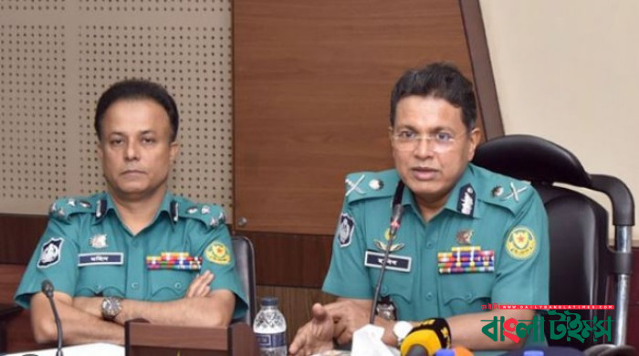 নাশকতাকারীদের ধরিয়ে দিলে ২০ হাজার টাকা পুরস্কার ঘোষণা পুলিশের