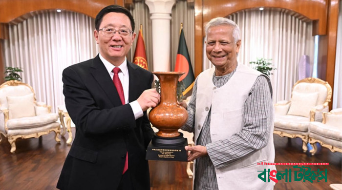 চীনের খুব ঘনিষ্ঠ প্রতিবেশী হতে চাই: প্রধান উপদেষ্টা