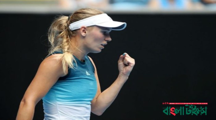 Aggressive champion Wozniacki storms into Open third round