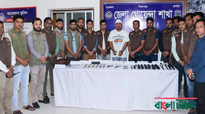 অস্ত্র ছাড়া নিজেকে নিঃস্ব মনে হয়: ডা. রায়হান