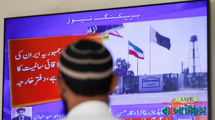 9 dead in Pakistan strikes on Iran