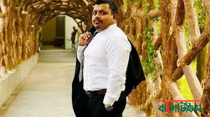 Medical student shot by teacher in Sirajganj