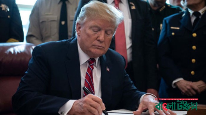 Trump signs veto to secure fund for border wall