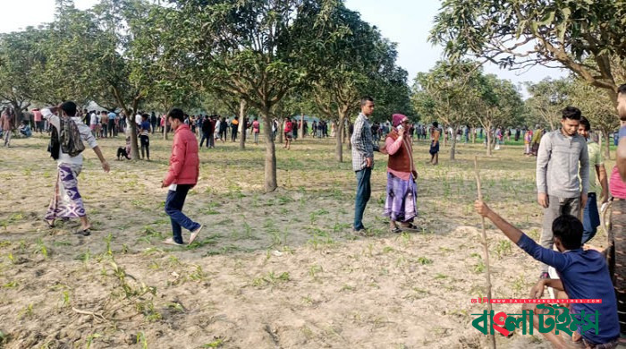 সীমান্তে ভারতীয় ও বাংলাদেশিদের মধ্যে সংঘর্ষ, ককটেল বিস্ফোরণ