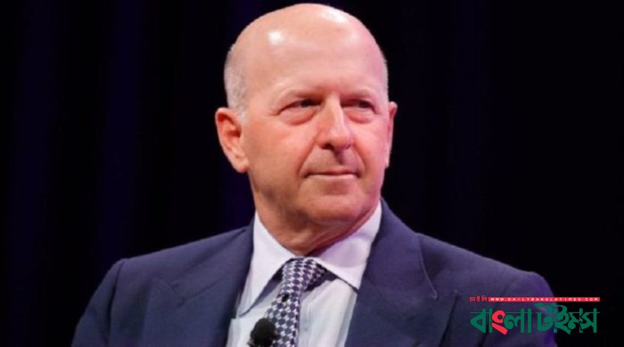 Goldman boss apologises for 1MDB scandal