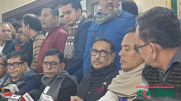 কথার বোমা মেরে সরকার উৎখাত করা যাবে না: ওবায়দুল কাদের