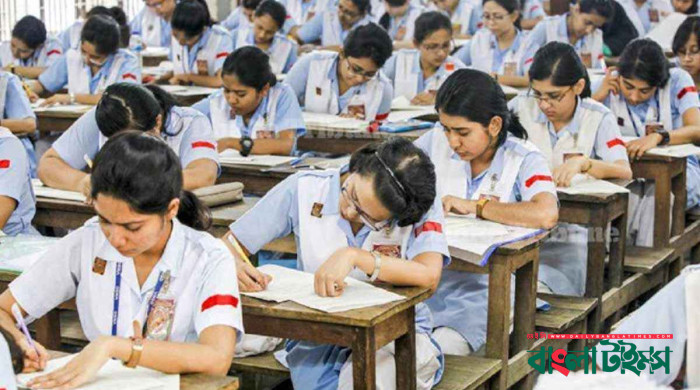 ১১ আগস্ট থেকে নতুন সময়সূচিতে এইচএসসি পরীক্ষা