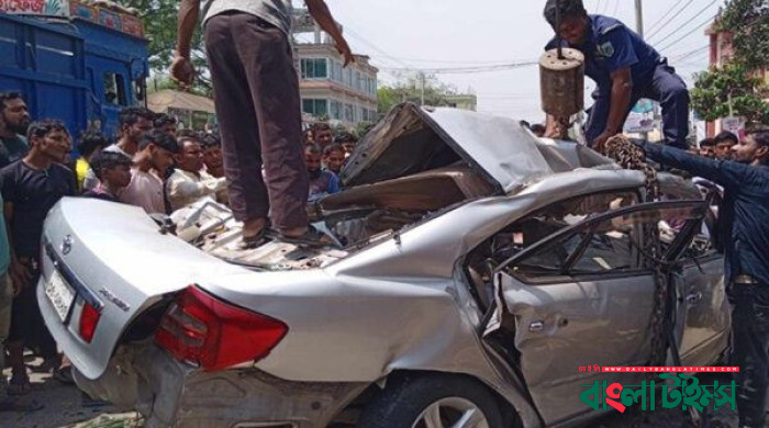 বগুড়ায় বাস-প্রাইভেটকার সংঘর্ষ: নিহতের সংখ্যা বেড়ে ৪
