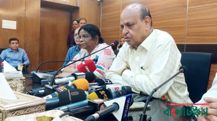 বিএমডিসি ছাড়া অন্য কারও ভুল চিকিৎসা বলার অধিকার নেই: স্বাস্থমন্ত্রী