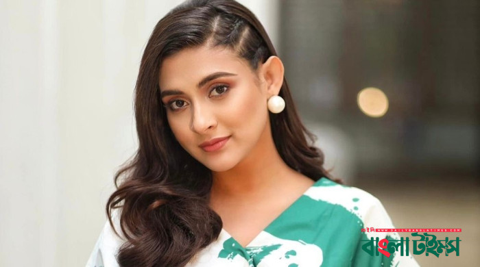 দিনশেষে সবাই চায় বিখ্যাত হতে : মেহজাবীন