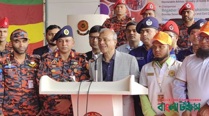 বাংলাদেশে নয়, ভারতে শান্তিরক্ষী বাহিনী মোতায়েন জরুরি: স্বরাষ্ট্র উপদেষ্টা