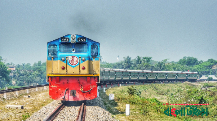 ঢাকা থেকে প্রধান ১৫টি রুটে ট্রেনের ভাড়া যত বাড়ল