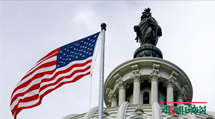 শেষ মুহূর্তের সমঝোতায় ‘শাটডাউন’ থেকে রক্ষা পেল যুক্তরাষ্ট্র