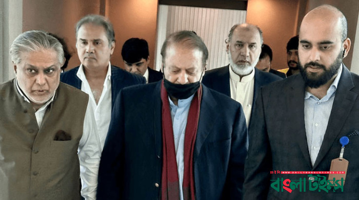 চার বছর পর পাকিস্তানে ফিরলেন নওয়াজ শরিফ