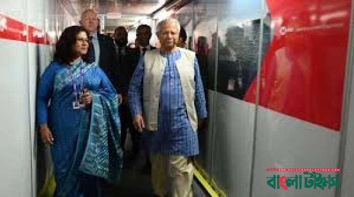 লন্ডনে পৌঁছেছেন প্রধান উপদেষ্টা