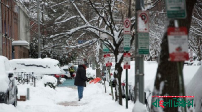 Storm punishes swath of US with snow, ice and freezing rain