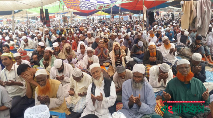 আখেরি মোনাজাতে শেষ হলো বিশ্ব ইজতেমার দ্বিতীয় পর্ব