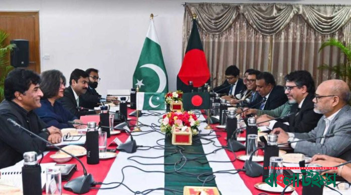 বৈঠকে বাংলাদেশ-পাকিস্তানের পররাষ্ট্র সচিবরা