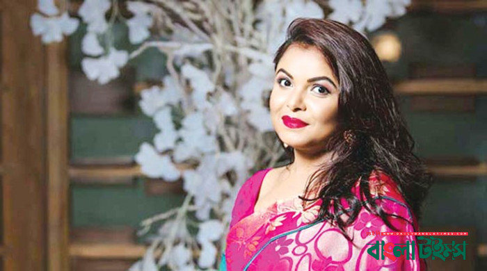 অভিনেত্রী মেহের আফরোজ শাওনকে গ্রেপ্তারের নির্দেশ