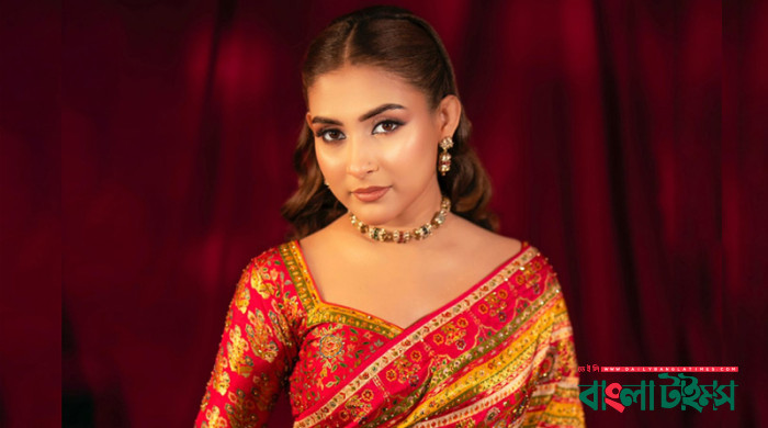 আদালতে আত্মসমর্পণ করে জামিন আবেদন করেছেন মেহজাবীন চৌধুরী