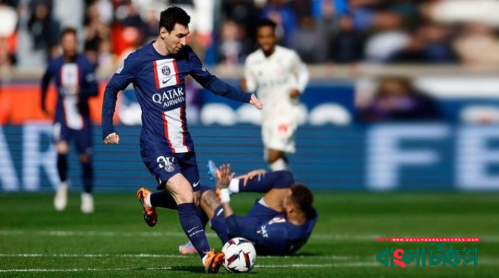 Sublime Messi free kick earns PSG 4-3 win over Lille